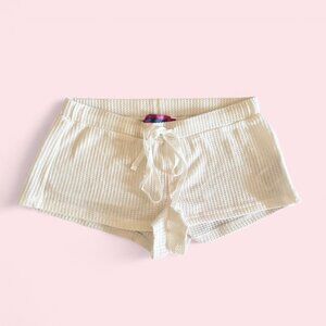 Edikted White Shorts Size Small